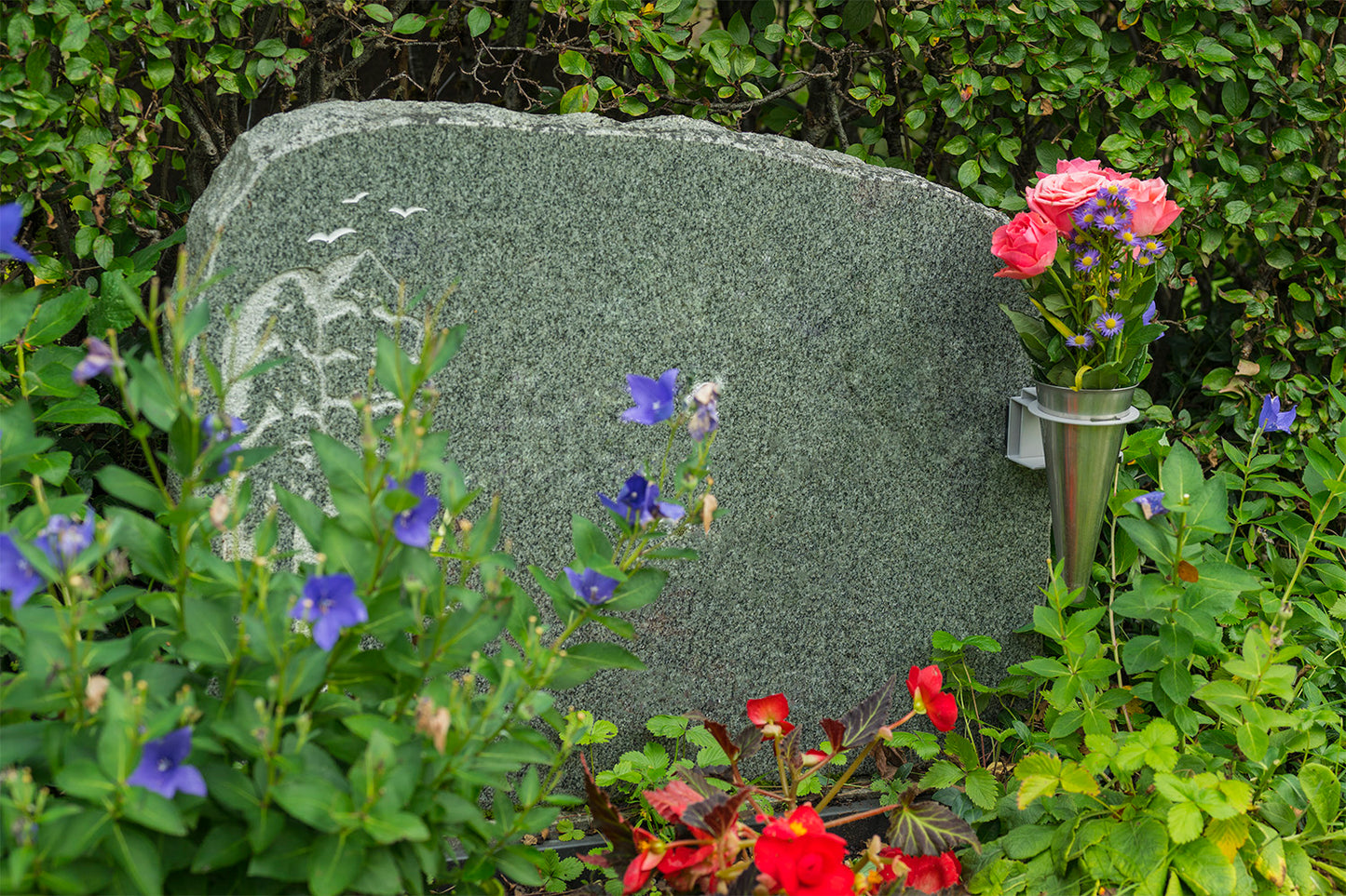 Grundhållare + hållare för grav-vas