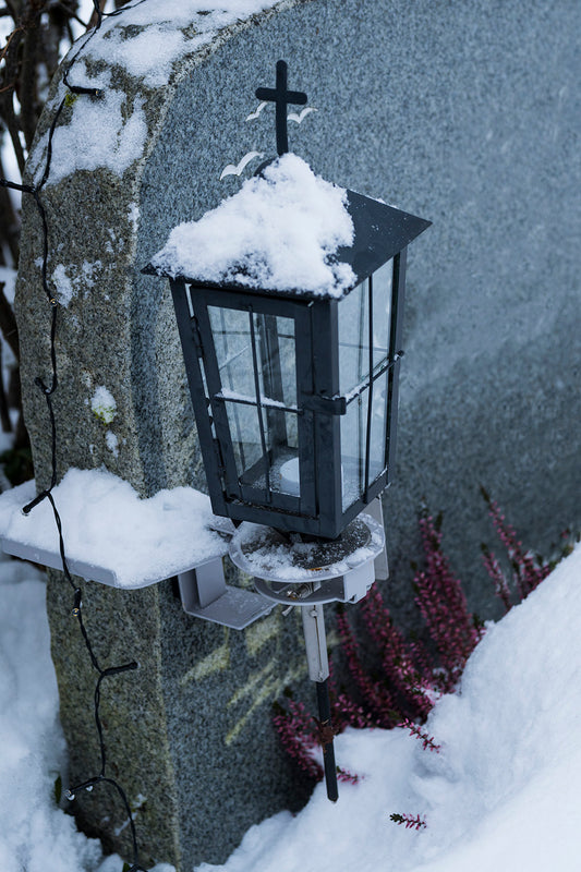 Grundhållare + hållare för gravlykta